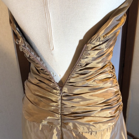 Jim Hjelm Occassions Gold satin 100% acetate Vintage USA/sz 4/ruched short train - Picture 8 of 15